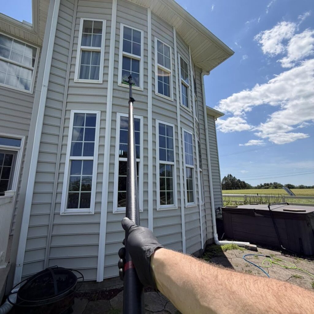 Crystal Clean Canz - Window Washing Water Fed Pole using pure RO/DI Water. Chester County PA